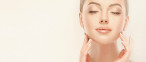 Защо не бива да си лягаме с неизмито лице? 