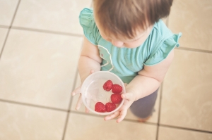 СЗО: Бебешките храни са с високо съдържание на захар