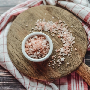 С какво розовата сол е по-полезна от бялата?