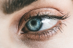 Ечемик на окото – какво го причинява и как да се лекуваме