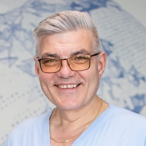 Д-р Сашо Райков - акушер-гинеколог, специалист по асистирана репродукция