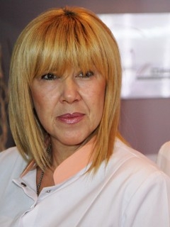 Д-р Евелина Божкова - Печева - стоматолог гр. Пловдив