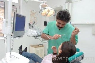 Д-р Петър Цикалов - Стоматолог гр. София