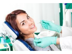 Д-р Виктория Кузманова - Стоматолог гр. Варна