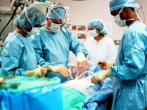 Хирурзи от Софиямед трансплантираха палец от крак върху ръка