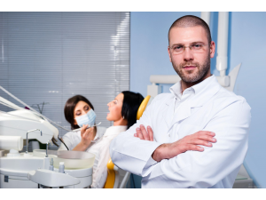 9 начина за промотиране на дентална практика по време на Коледните празници