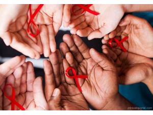 В ЮАР започва мащабно изпитание на ваксина срещу ХИВ