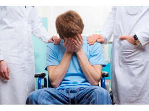 Болно дете получи отказ за лечение в чужбина при насрочена операция