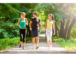 30 минути ходене пеша - сред предпазните мерки от повторен рак на гърдата