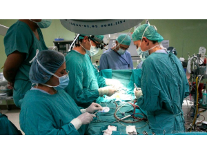 Уникална сърдечна операция в София спаси 28-годишен мъж