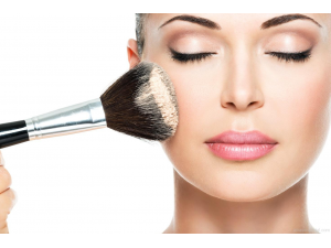 Вреди ли гримът на кожата ни?