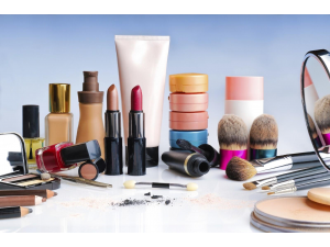Козметика - коя не трябва да ползваме всеки ден  ?