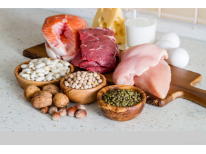 Недостигът на протеини води до...